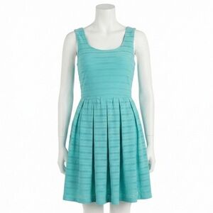 B Darlin Sleeveless‎ Pleated Skater Dress Textured Aqua Teal Fit Flare Junior